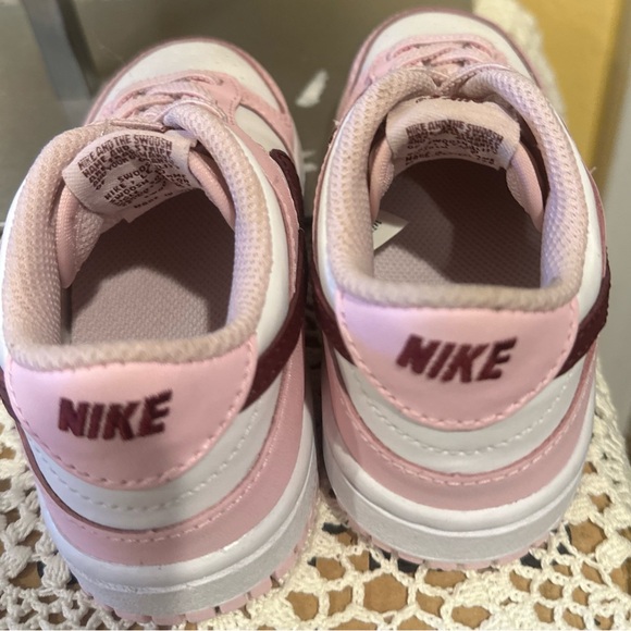 NWOB Nike Dunk Low TDE/PS Pink Foam - Picture 4 of 4